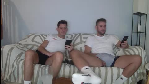 Englishladxxx online show from September 23, 2025, 10:35 pm