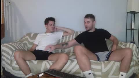 Snapshot of englishladxxx chatting on October 5, 2025, 8:07 pm Englishladxxx online show from October 5, 2025, 8:07 pm