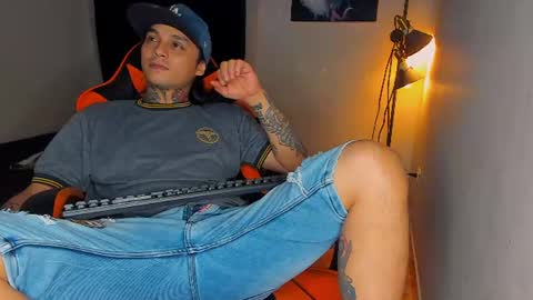Snapshot of enjoymycock99 chatting on July 18, 2026, 5:22 am enjoymycock99 online show from July 18, 2026, 5:22 am