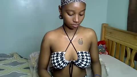 Snapshot of enkarxx chatting on January 2, 2025, 8:35 pm enkarxx online show from January 2, 2025, 8:35 pm