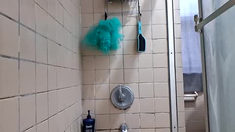 enri1212 online show from November 19, 2025, 8:09 pm