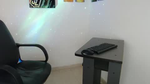 enriblack92 online show from December 31, 2024, 6:27 am