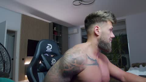 Erik online show from January 6, 2025, 10:37 pm