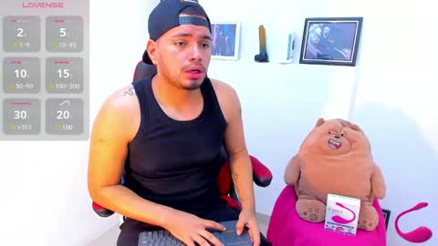 Snapshot of enrique_villa23 chatting on January 10, 2025, 4:09 pm enrique online show from January 10, 2025, 4:09 pm