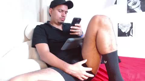Snapshot of enrique_villa23 chatting on February 8, 2026, 5:49 pm enrique online show from February 8, 2026, 5:49 pm