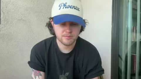 Snapshot of entreporneur chatting on October 16, 2025, 8:32 pm FOLLOW JOIN MY CULT online show from October 16, 2025, 8:32 pm