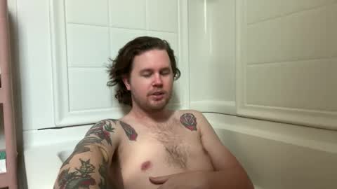 Snapshot of entreporneur chatting on November 3, 2025, 6:09 pm FOLLOW JOIN MY CULT online show from November 3, 2025, 6:09 pm