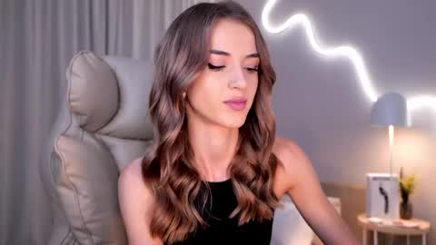 Snapshot of entya chatting on October 17, 2025, 6:27 am entya online show from October 17, 2025, 6:27 am