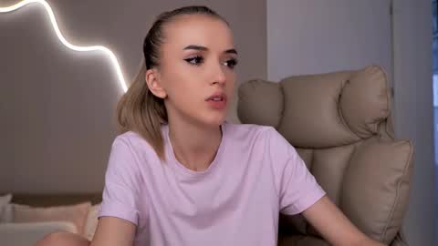 entya online show from February 2, 2026, 9:08 am