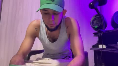 enyel_100 online show from January 10, 2026, 7:43 am