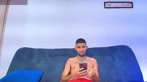 enyel_100 online show from April 29, 2026, 2:15 am
