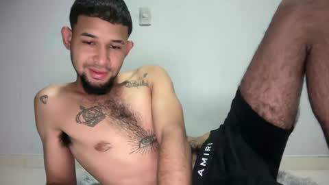 Snapshot of enyel_100 chatting on June 26, 2026, 7:24 am enyel_100 online show from June 26, 2026, 7:24 am
