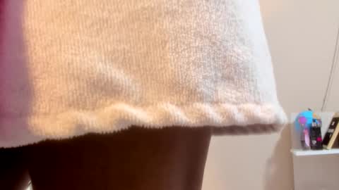 Snapshot of enyelsalas2 chatting on February 8, 2025, 11:33 am Angela online show from February 8, 2025, 11:33 am