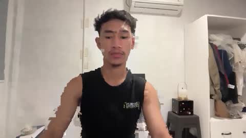 Snapshot of enzinoxx2024 chatting on June 8, 2026, 3:12 pm enzo online show from June 8, 2026, 3:12 pm