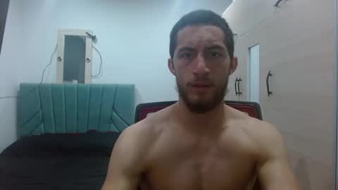 enzo_savage online show from October 31, 2025, 4:30 pm