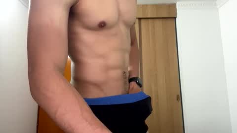 Snapshot of enzo_savage chatting on June 5, 2026, 11:49 am enzo_savage online show from June 5, 2026, 11:49 am