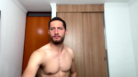 Snapshot of enzo_savage chatting on June 11, 2026, 12:47 pm enzo_savage online show from June 11, 2026, 12:47 pm