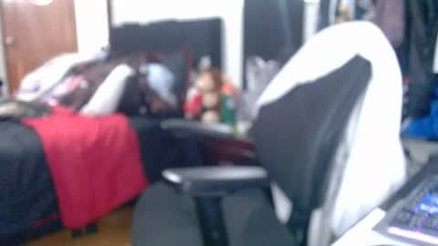 Snapshot of enzoyarack chatting on November 20, 2025, 2:23 am enzoyarack online show from November 20, 2025, 2:23 am