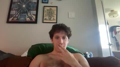 Snapshot of enzyme_ chatting on May 8, 2026, 4:45 pm enzyme_ online show from May 8, 2026, 4:45 pm