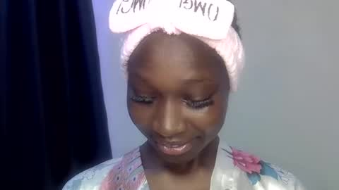 Snapshot of ephy03 chatting on September 10, 2025, 7:19 am ephy03 online show from September 10, 2025, 7:19 am