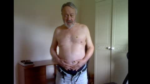 erasmus_d online show from June 3, 2026, 5:29 pm