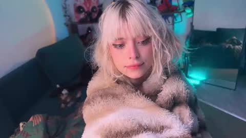 Alissa online show from October 3, 2025, 12:02 pm