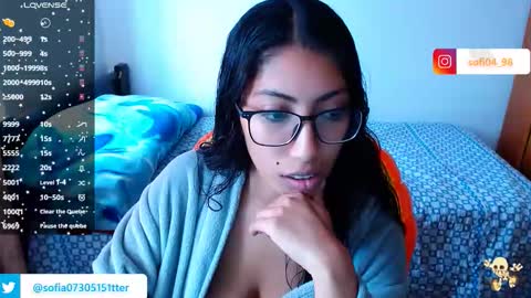 Snapshot of eren_mikasa chatting on November 25, 2025, 2:50 pm sofia online show from November 25, 2025, 2:50 pm