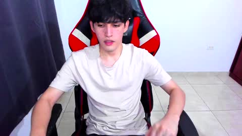 eren_tatakae online show from January 7, 2025, 12:03 am