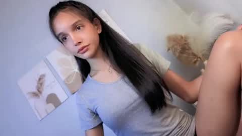 Snapshot of eres_guapa chatting on July 9, 2026, 6:06 am Elisa online show from July 9, 2026, 6:06 am