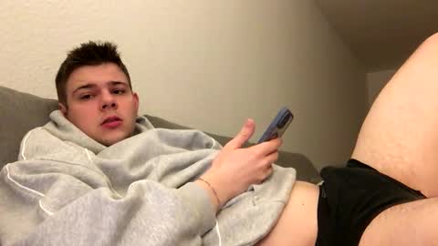 eric123754216 online show from November 28, 2025, 10:12 pm