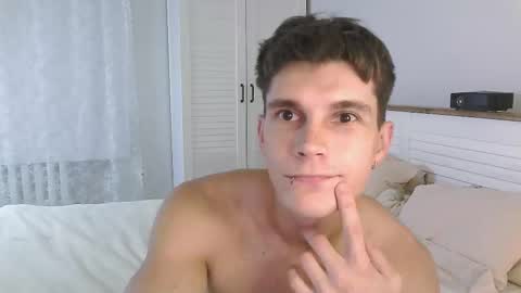 Eric Crush online show from September 10, 2025, 4:01 am