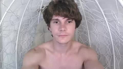 Snapshot of eric_crush chatting on July 16, 2026, 1:11 am Eric Crush online show from July 16, 2026, 1:11 am
