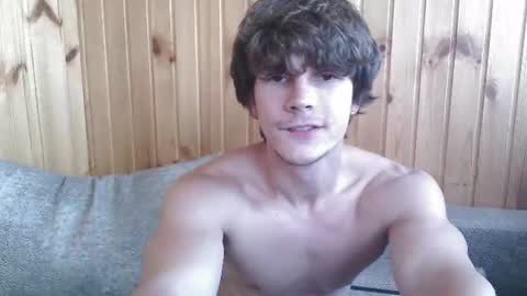 Snapshot of eric_crush chatting on July 23, 2026, 4:32 am Eric Crush online show from July 23, 2026, 4:32 am