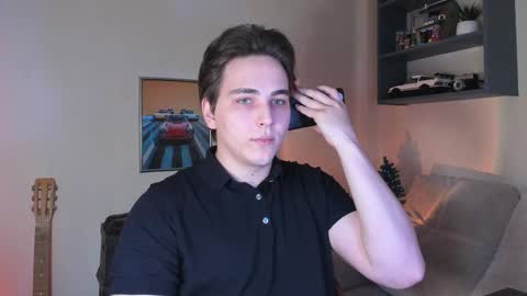 Snapshot of eric_ether chatting on December 19, 2025, 6:37 pm Eric online show from December 19, 2025, 6:37 pm