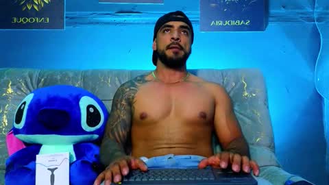 Brayan online show from November 14, 2025, 3:27 am