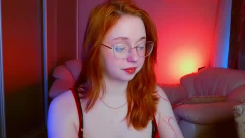 Snapshot of erica_nelson chatting on May 3, 2026, 1:00 am Erica 3 online show from May 3, 2026, 1:00 am