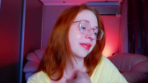 Snapshot of erica_nelson chatting on May 9, 2026, 1:00 am Erica 3 online show from May 9, 2026, 1:00 am