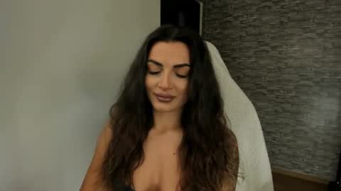 Snapshot of erica_xoo chatting on June 29, 2026, 4:52 am Riaaa online show from June 29, 2026, 4:52 am