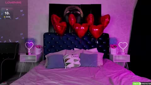 ericaevan online show from February 16, 2025, 4:09 am