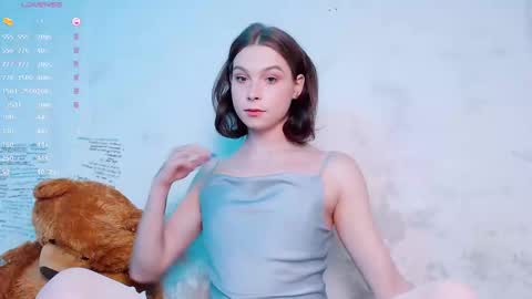 Snapshot of ericaglam chatting on February 3, 2025, 11:15 pm Erica online show from February 3, 2025, 11:15 pm