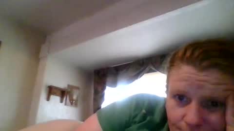 Snapshot of ericas080625 chatting on October 29, 2025, 7:37 pm EazyE MattyDaddy online show from October 29, 2025, 7:37 pm