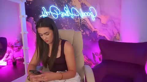 Erica online show from July 7, 2026, 1:48 pm