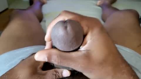 Snapshot of ericbishop1 chatting on January 3, 2025, 3:05 am EricBishop1 online show from January 3, 2025, 3:05 am