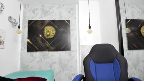   online show from February 19, 2025, 3:06 am