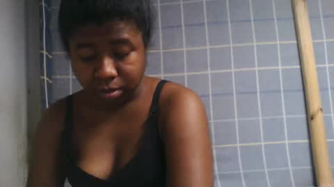 ericka01 online show from July 11, 2026, 7:33 am