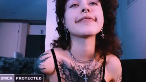 Snapshot of erii_xoxo chatting on November 21, 2025, 3:38 am Rainbow on your spoon online show from November 21, 2025, 3:38 am