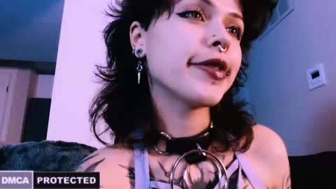 Snapshot of erii_xoxo chatting on December 3, 2025, 3:25 am Rainbow on your spoon online show from December 3, 2025, 3:25 am