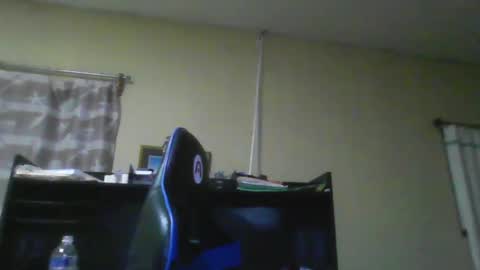 Snapshot of erik1781 chatting on February 2, 2025, 2:17 am erik1781 online show from February 2, 2025, 2:17 am