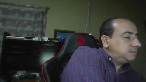 Snapshot of erik1781 chatting on May 16, 2026, 5:26 am erik1781 online show from May 16, 2026, 5:26 am