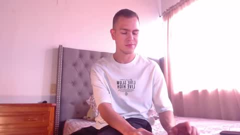 Erik rodriguez online show from February 22, 2026, 3:54 pm